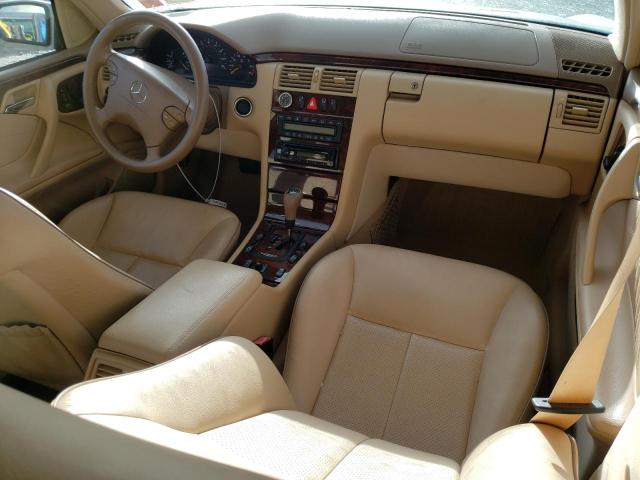 Photo 7 VIN: WDBJF65J3YB123927 - MERCEDES-BENZ E-CLASS 