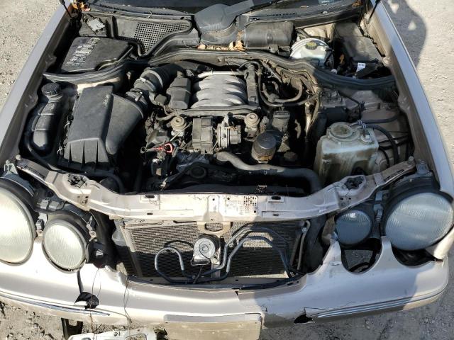 Photo 10 VIN: WDBJF65J3YB154689 - MERCEDES-BENZ E 320 