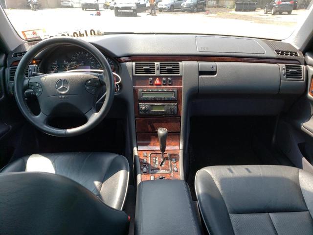 Photo 7 VIN: WDBJF65J3YB160654 - MERCEDES-BENZ E 320 