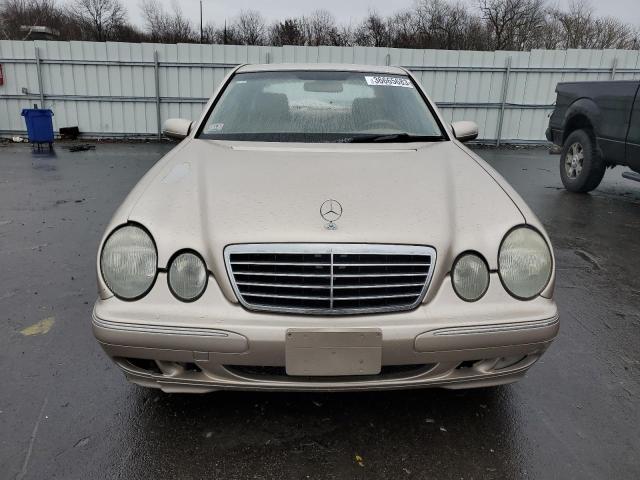 Photo 4 VIN: WDBJF65J42B401645 - MERCEDES-BENZ E 320 