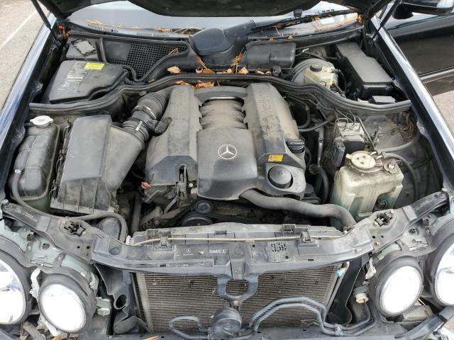 Photo 10 VIN: WDBJF65J42B471548 - MERCEDES-BENZ E 320 