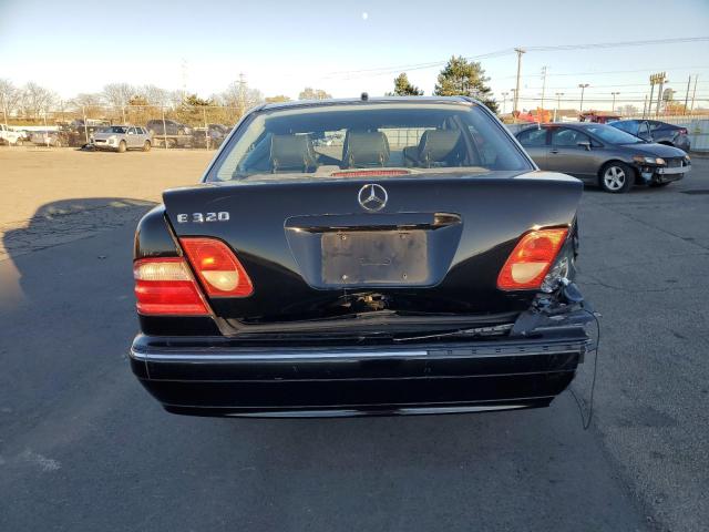 Photo 5 VIN: WDBJF65J42B471548 - MERCEDES-BENZ E 320 