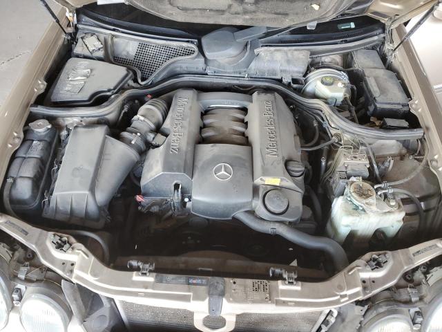 Photo 10 VIN: WDBJF65J42B500837 - MERCEDES-BENZ E-CLASS 