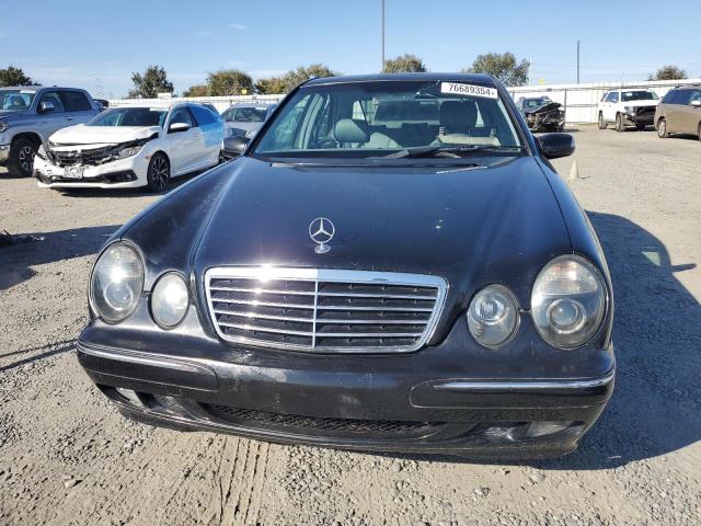 Photo 4 VIN: WDBJF65J4YB097144 - MERCEDES-BENZ E 320 