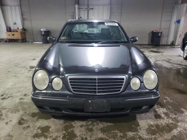 Photo 4 VIN: WDBJF65J5YB108944 - MERCEDES-BENZ E-CLASS 