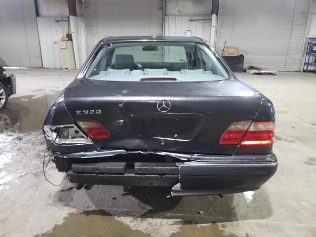 Photo 5 VIN: WDBJF65J5YB108944 - MERCEDES-BENZ E-CLASS 