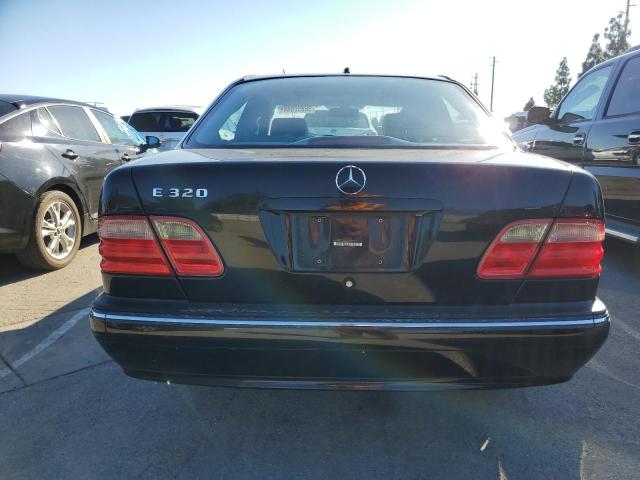 Photo 5 VIN: WDBJF65J62B461877 - MERCEDES-BENZ E-CLASS 