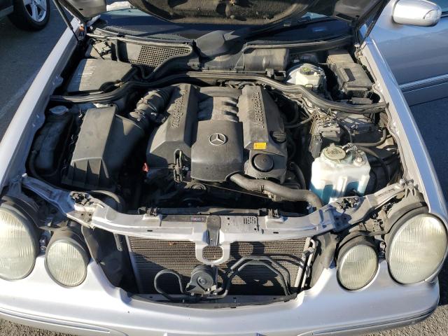 Photo 10 VIN: WDBJF65J62B473415 - MERCEDES-BENZ E 320 