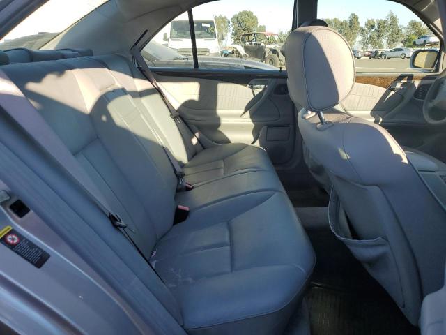 Photo 9 VIN: WDBJF65J62B473415 - MERCEDES-BENZ E 320 