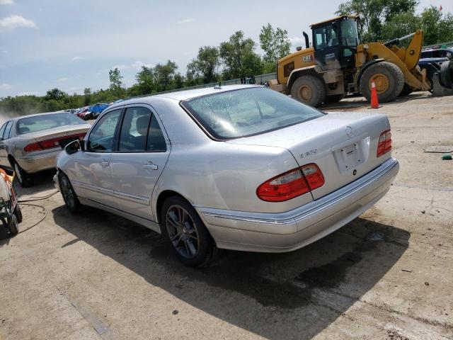 Photo 1 VIN: WDBJF65J6YB155741 - MERCEDES-BENZ E 320 