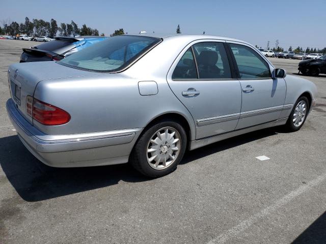 Photo 2 VIN: WDBJF65J71B319102 - MERCEDES-BENZ E-CLASS 