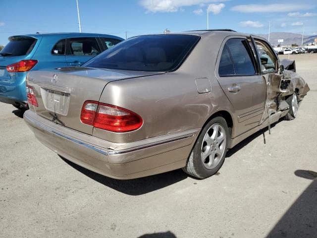 Photo 2 VIN: WDBJF65J72B457398 - MERCEDES-BENZ E-CLASS 