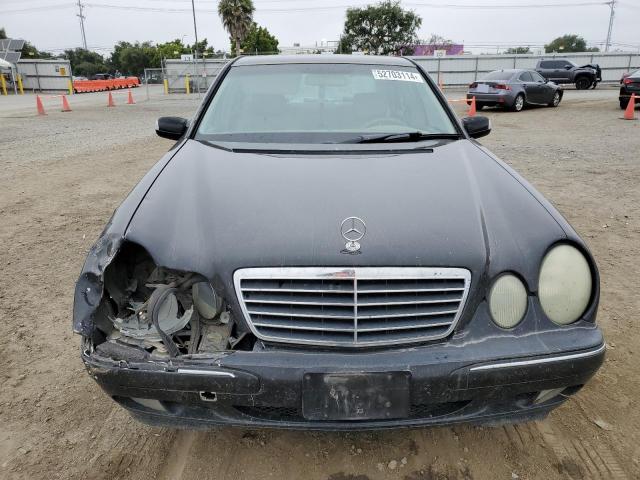 Photo 4 VIN: WDBJF65J7YB027542 - MERCEDES-BENZ E-CLASS 