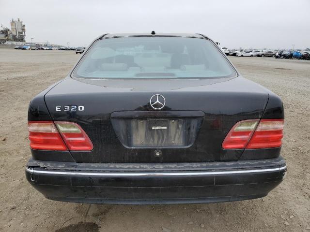 Photo 5 VIN: WDBJF65J7YB027542 - MERCEDES-BENZ E-CLASS 