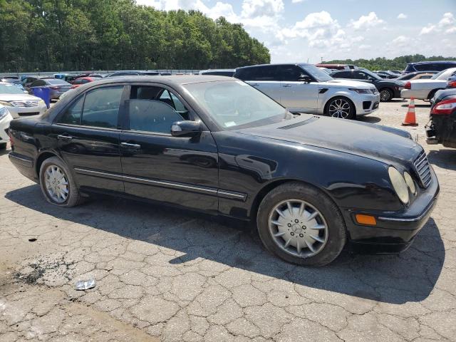 Photo 3 VIN: WDBJF65J7YB100702 - MERCEDES-BENZ E 320 