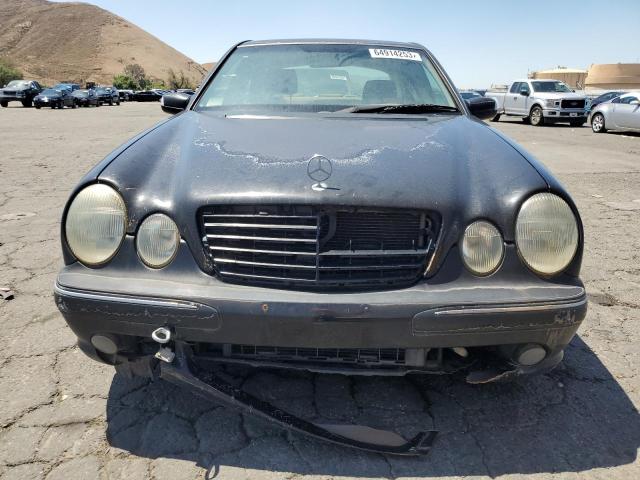 Photo 4 VIN: WDBJF65J81B195406 - MERCEDES-BENZ E 320 