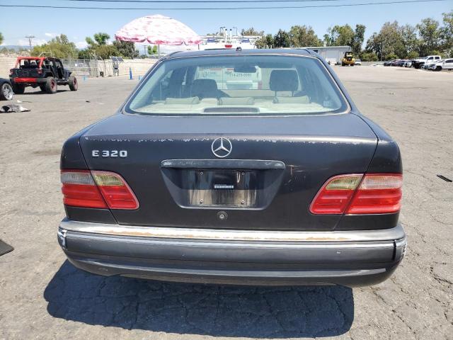 Photo 5 VIN: WDBJF65J81B195406 - MERCEDES-BENZ E 320 