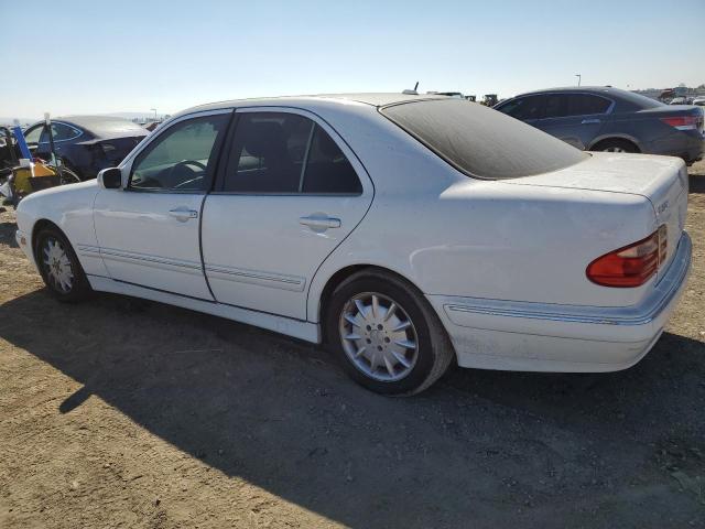 Photo 1 VIN: WDBJF65J81B381401 - MERCEDES-BENZ E 320 