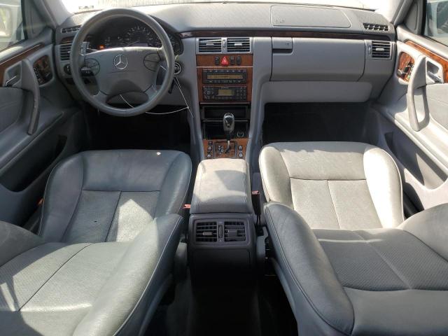 Photo 7 VIN: WDBJF65J81B381401 - MERCEDES-BENZ E 320 