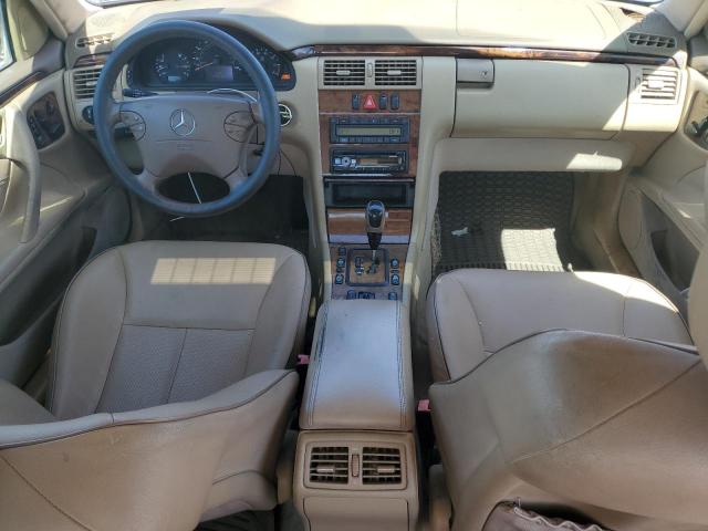 Photo 7 VIN: WDBJF65J82B423776 - MERCEDES-BENZ E 320 