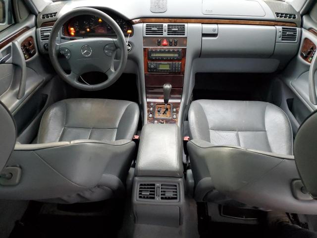 Photo 7 VIN: WDBJF65J8YB153103 - MERCEDES-BENZ E320 