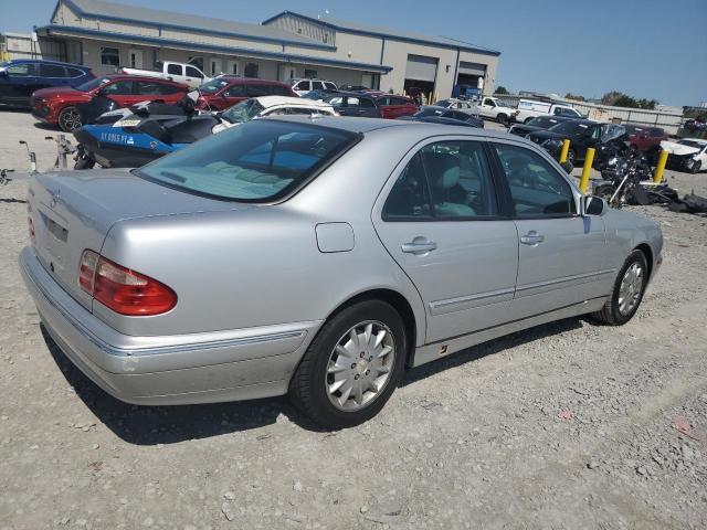 Photo 2 VIN: WDBJF65J91B206428 - MERCEDES-BENZ E 320 