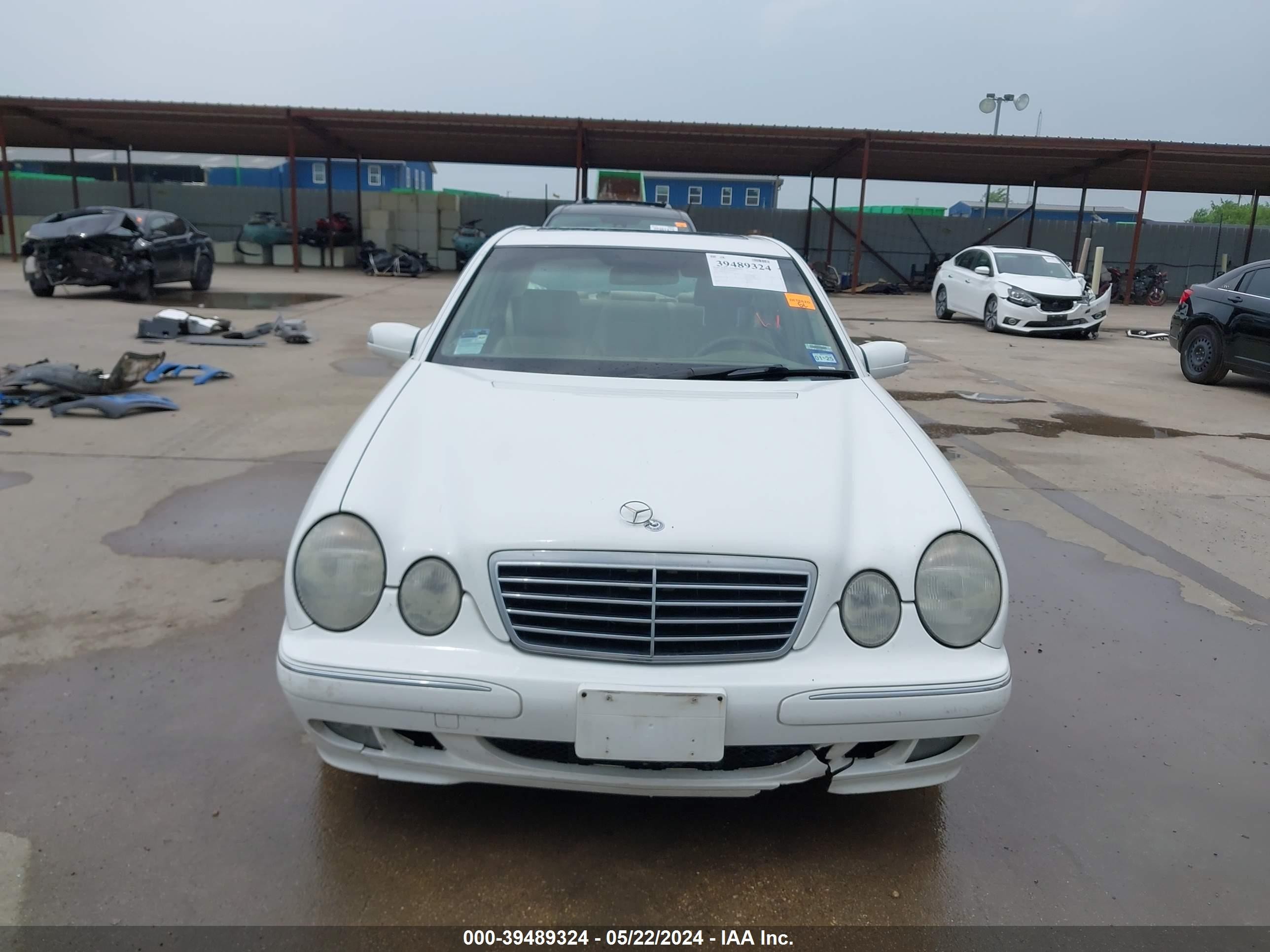 Photo 11 VIN: WDBJF65J91B212195 - MERCEDES-BENZ NULL 