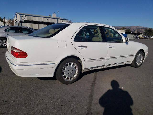 Photo 2 VIN: WDBJF65J91B350979 - MERCEDES-BENZ E-CLASS 