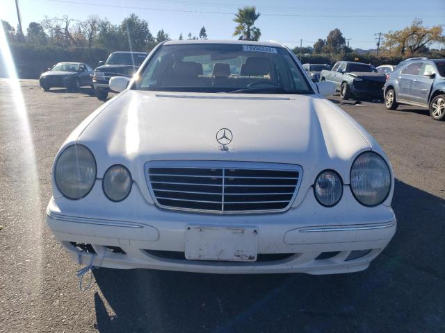 Photo 4 VIN: WDBJF65J91B350979 - MERCEDES-BENZ E-CLASS 