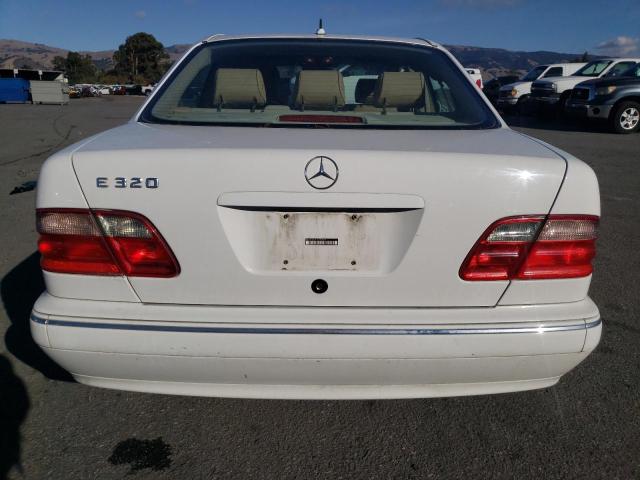 Photo 5 VIN: WDBJF65J91B350979 - MERCEDES-BENZ E-CLASS 