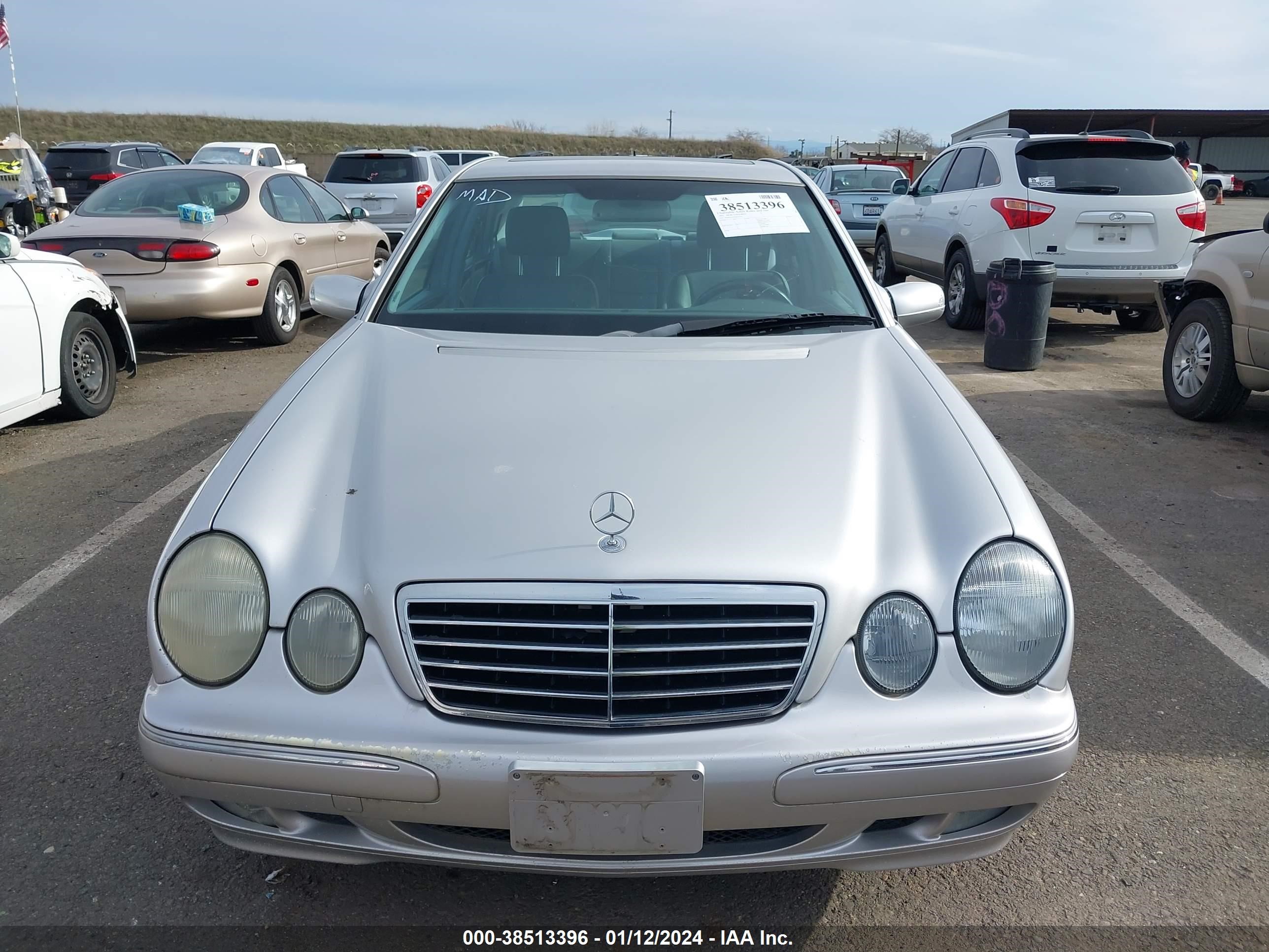 Photo 5 VIN: WDBJF65J92B454230 - MERCEDES-BENZ E-KLASSE 