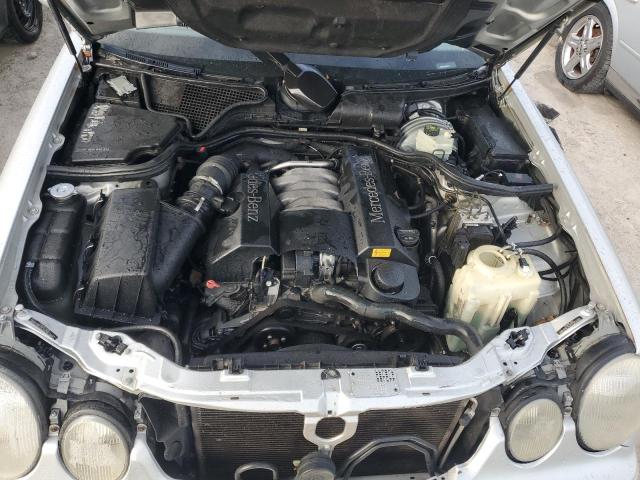 Photo 10 VIN: WDBJF65J92B469519 - MERCEDES-BENZ E 320 