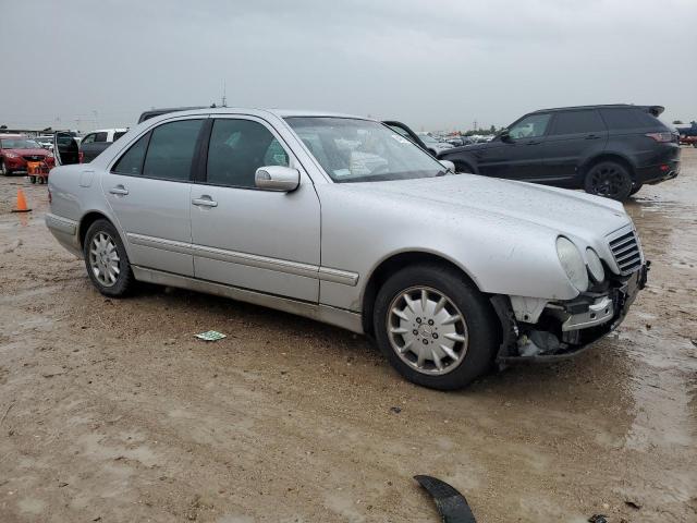 Photo 3 VIN: WDBJF65JXYB029401 - MERCEDES-BENZ E 320 