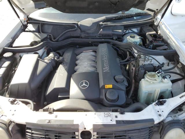 Photo 10 VIN: WDBJF70F4WA670331 - MERCEDES-BENZ E-CLASS 