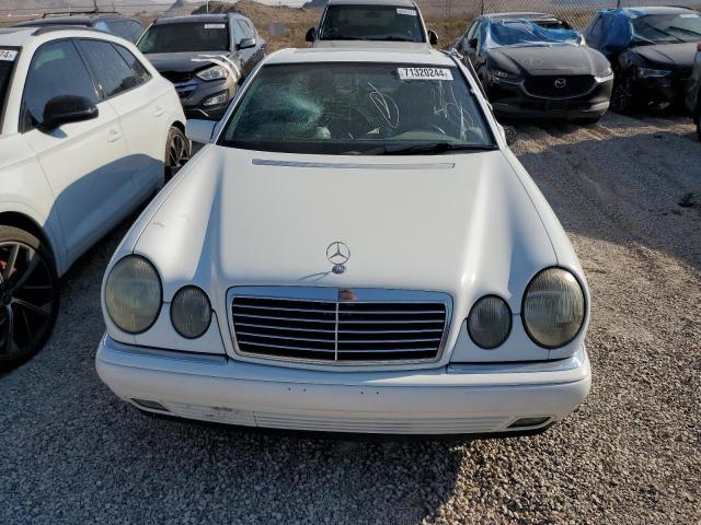 Photo 4 VIN: WDBJF70H5XA831773 - MERCEDES-BENZ E430 