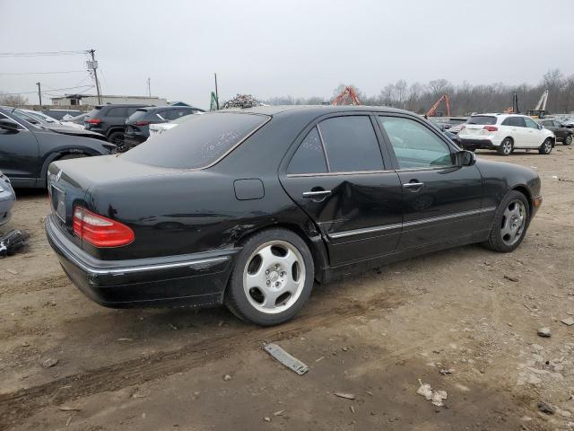 Photo 2 VIN: WDBJF70J1YB028408 - MERCEDES-BENZ E-CLASS 