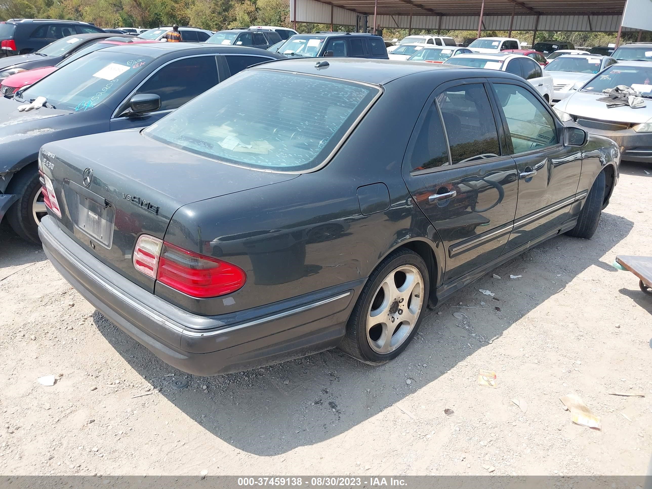 Photo 3 VIN: WDBJF70J41B282667 - MERCEDES-BENZ E-KLASSE 