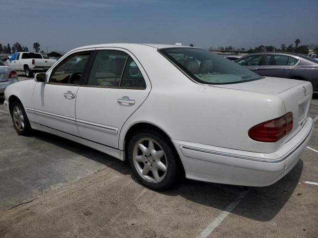 Photo 1 VIN: WDBJF70J5YA986635 - MERCEDES-BENZ E-CLASS 