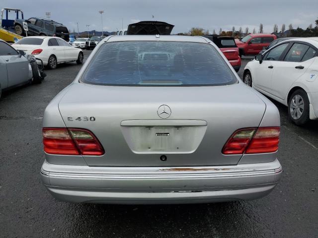 Photo 5 VIN: WDBJF70J61B226438 - MERCEDES-BENZ E-CLASS 