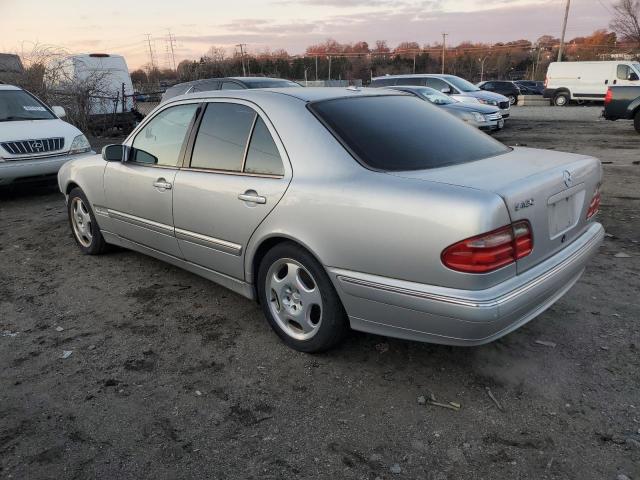 Photo 1 VIN: WDBJF70J7YB049473 - MERCEDES-BENZ E 430 