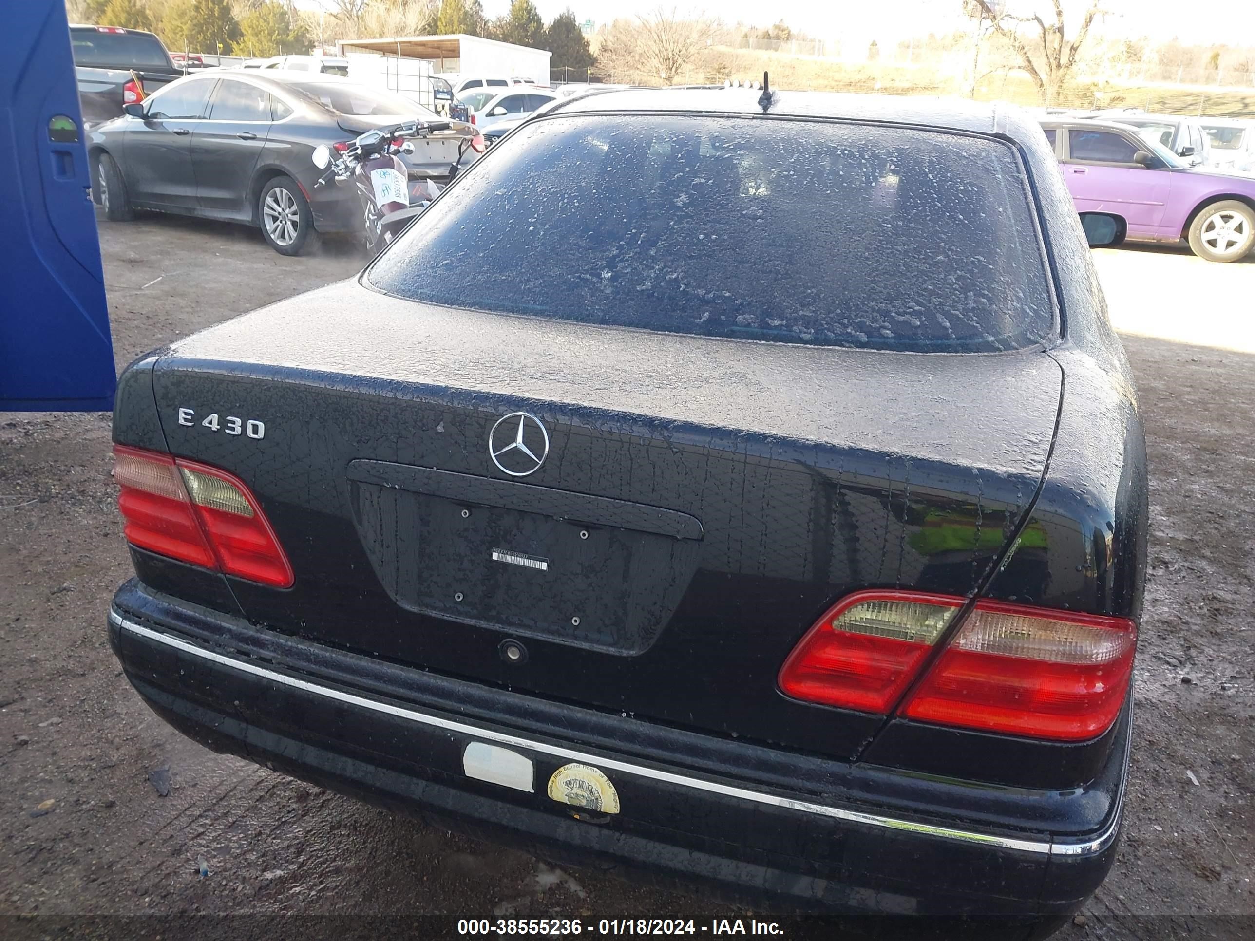 Photo 15 VIN: WDBJF70J81B204537 - MERCEDES-BENZ E-KLASSE 