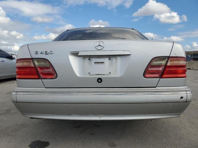 Photo 5 VIN: WDBJF70J9YB075556 - MERCEDES-BENZ E 430 