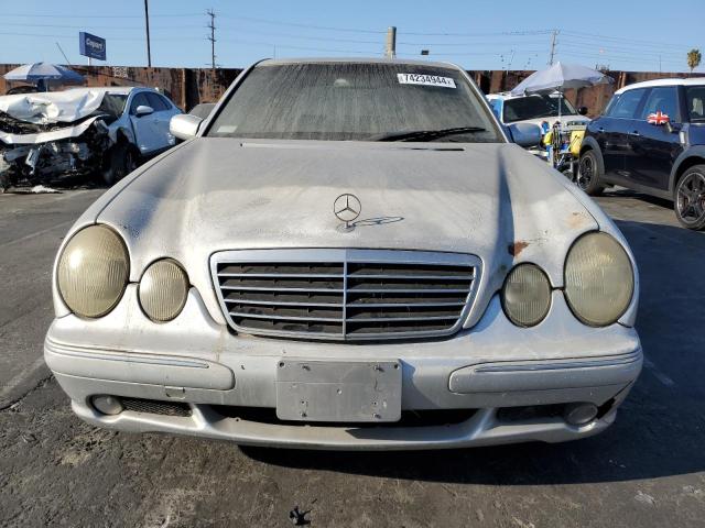 Photo 4 VIN: WDBJF70JXYB130192 - MERCEDES-BENZ E 430 