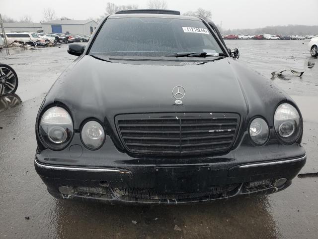 Photo 4 VIN: WDBJF74J2YB003463 - MERCEDES-BENZ E-CLASS 