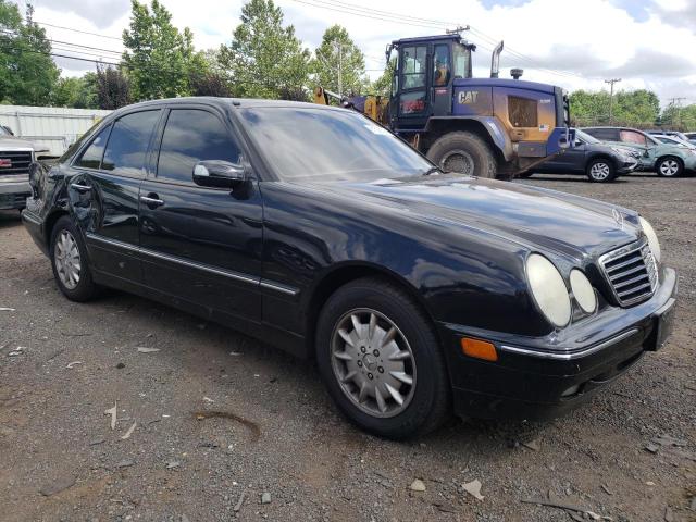 Photo 3 VIN: WDBJF82G2YX028217 - MERCEDES-BENZ E 320 4MAT 