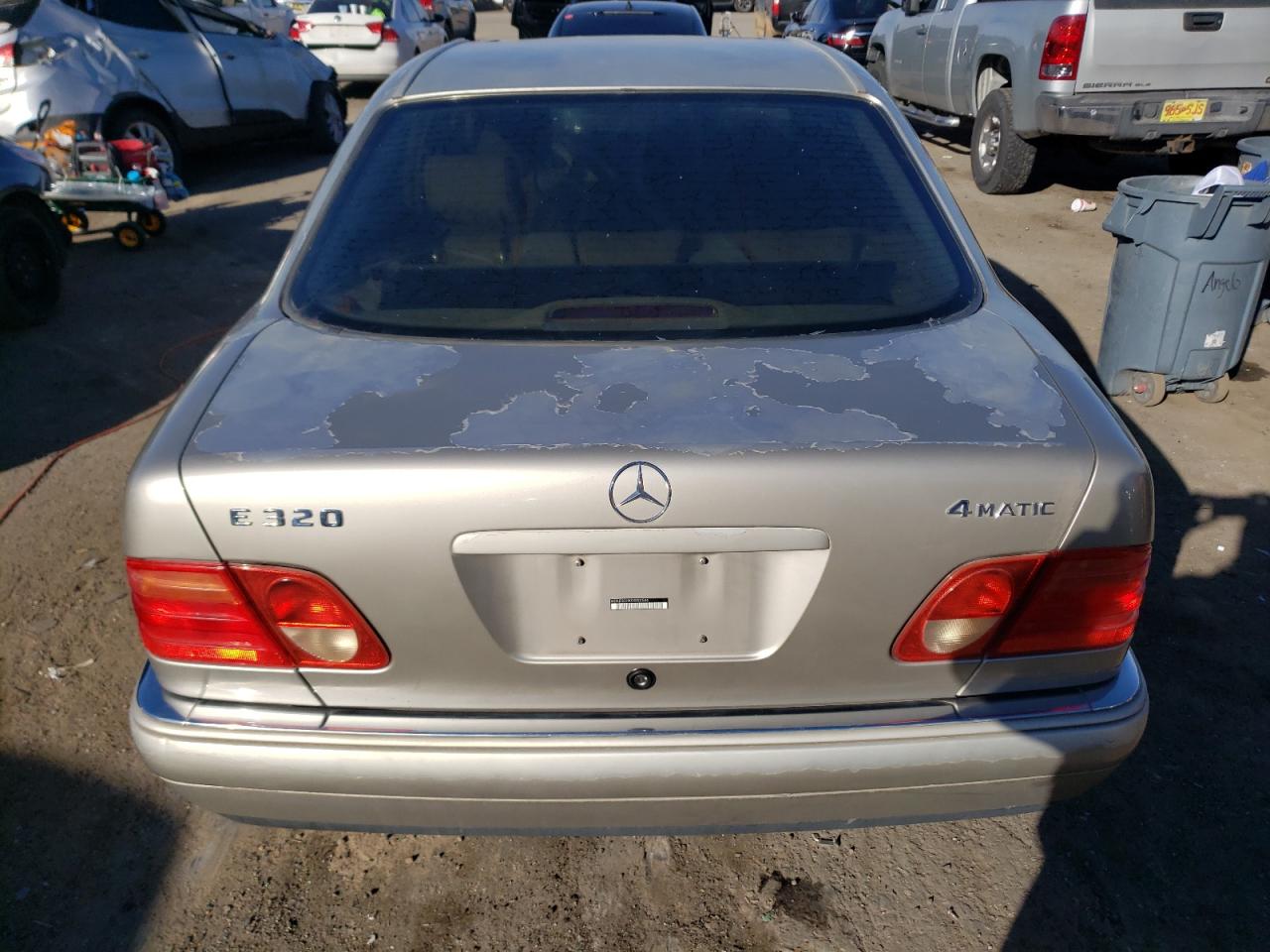 Photo 5 VIN: WDBJF82HXXX022544 - MERCEDES-BENZ E-KLASSE 