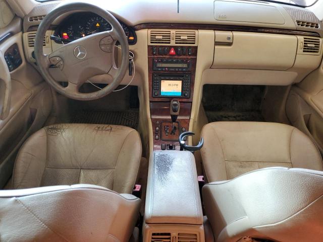 Photo 7 VIN: WDBJF82J31X055055 - MERCEDES-BENZ E 320 4MAT 