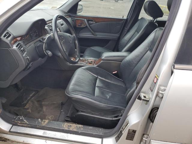 Photo 6 VIN: WDBJF82J4YX043264 - MERCEDES-BENZ E 320 4MAT 