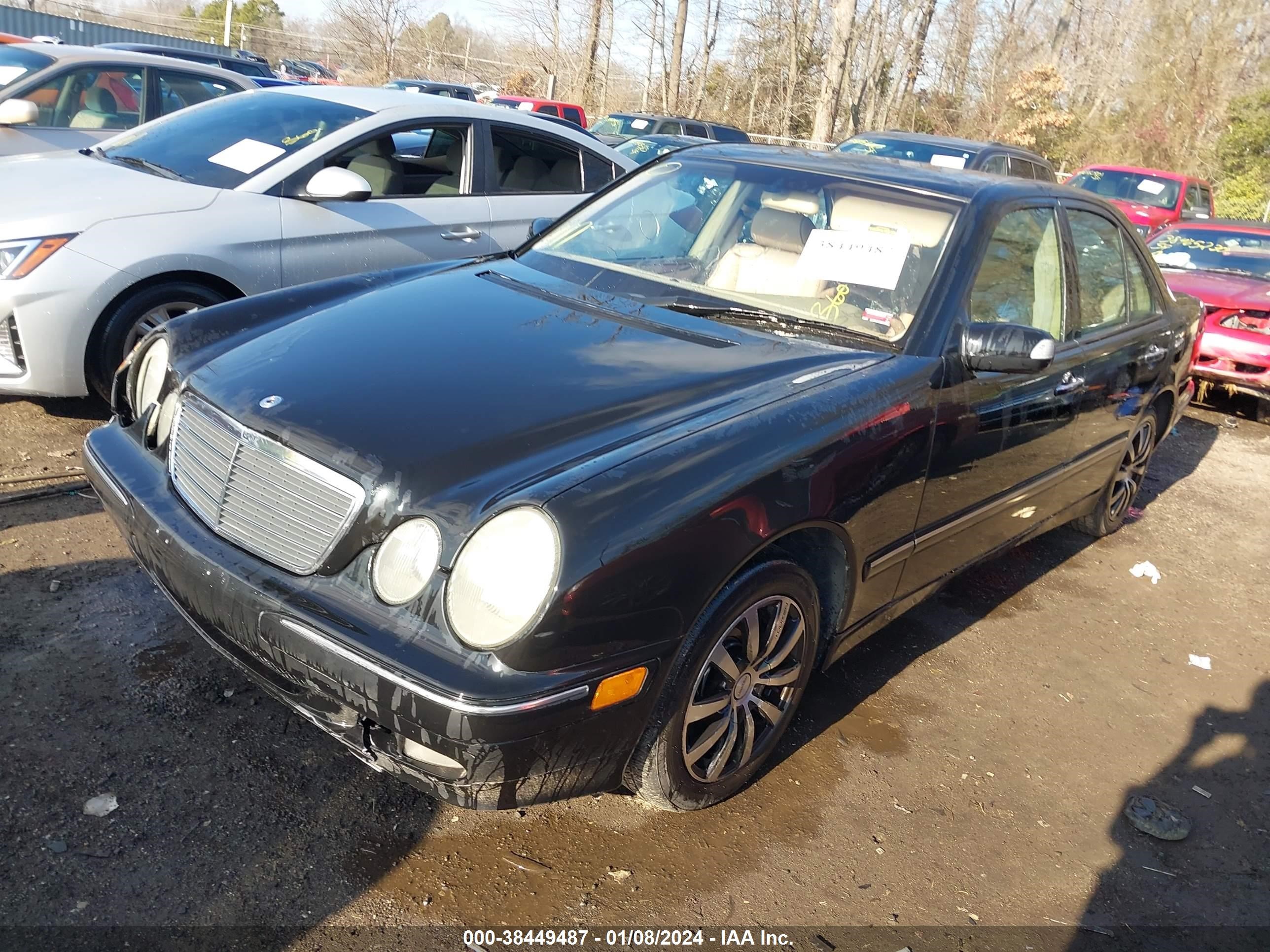 Photo 1 VIN: WDBJF82J6YX040057 - MERCEDES-BENZ E-KLASSE 