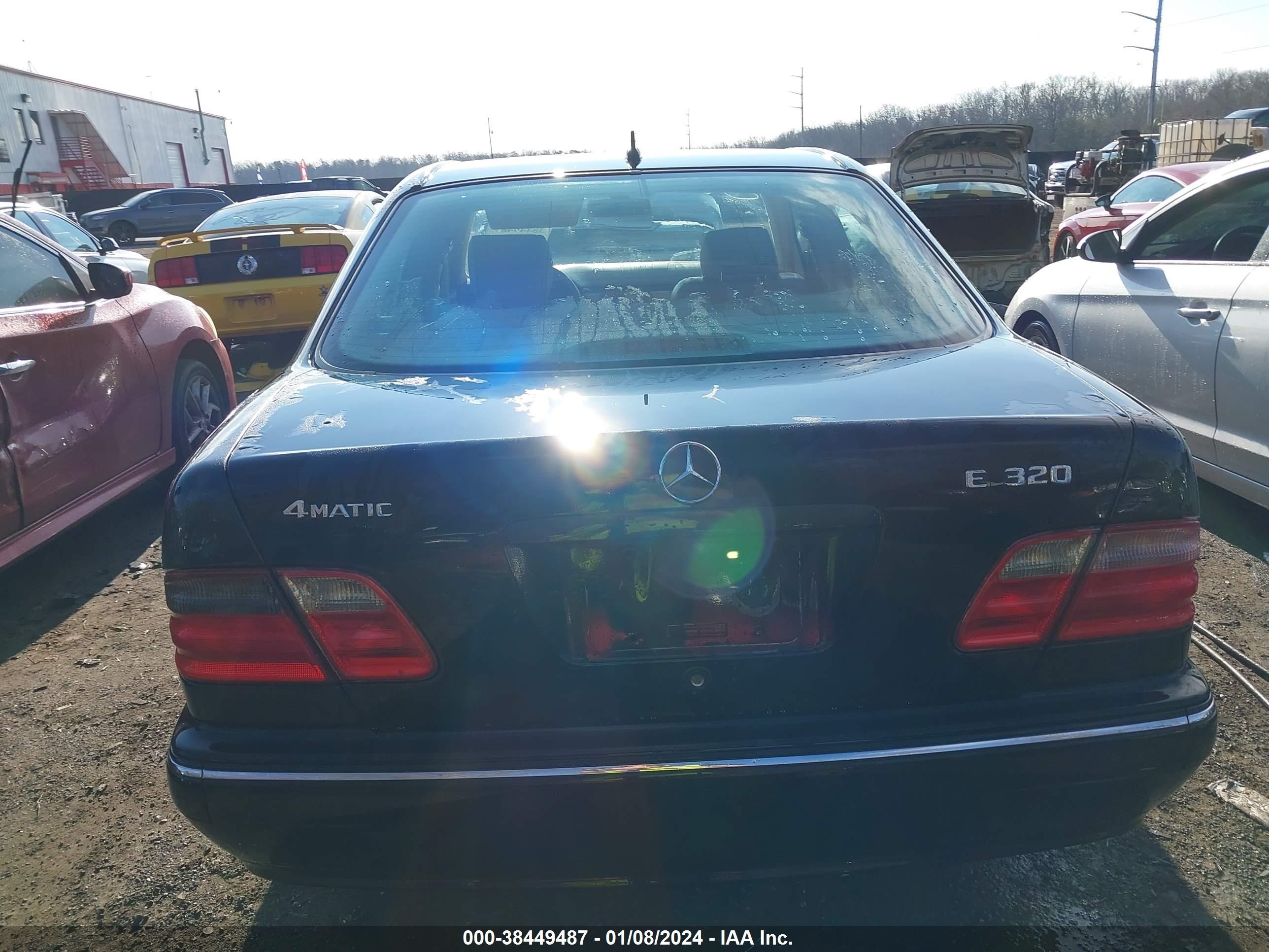 Photo 15 VIN: WDBJF82J6YX040057 - MERCEDES-BENZ E-KLASSE 